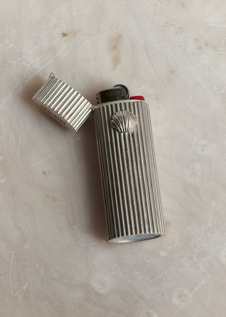 SHELL LIGHTER CASE in Silver image 4