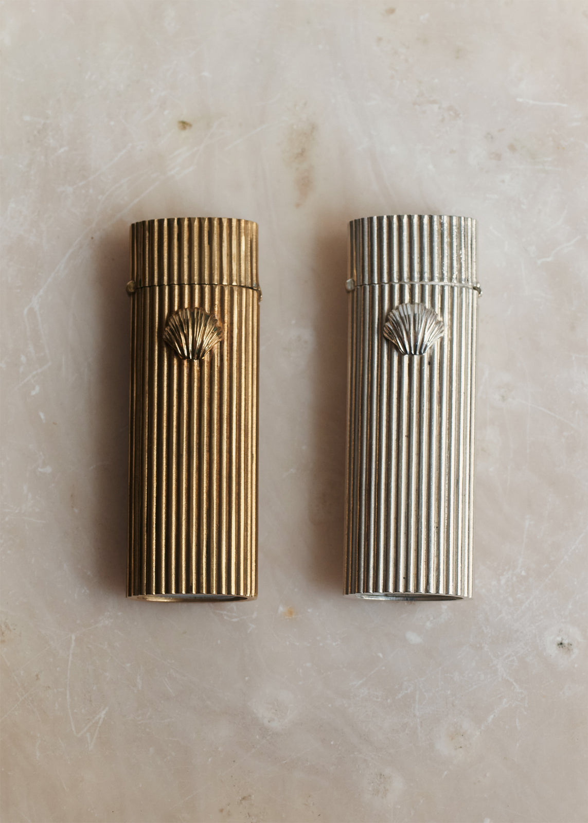 SHELL LIGHTER CASE in Gold image 7