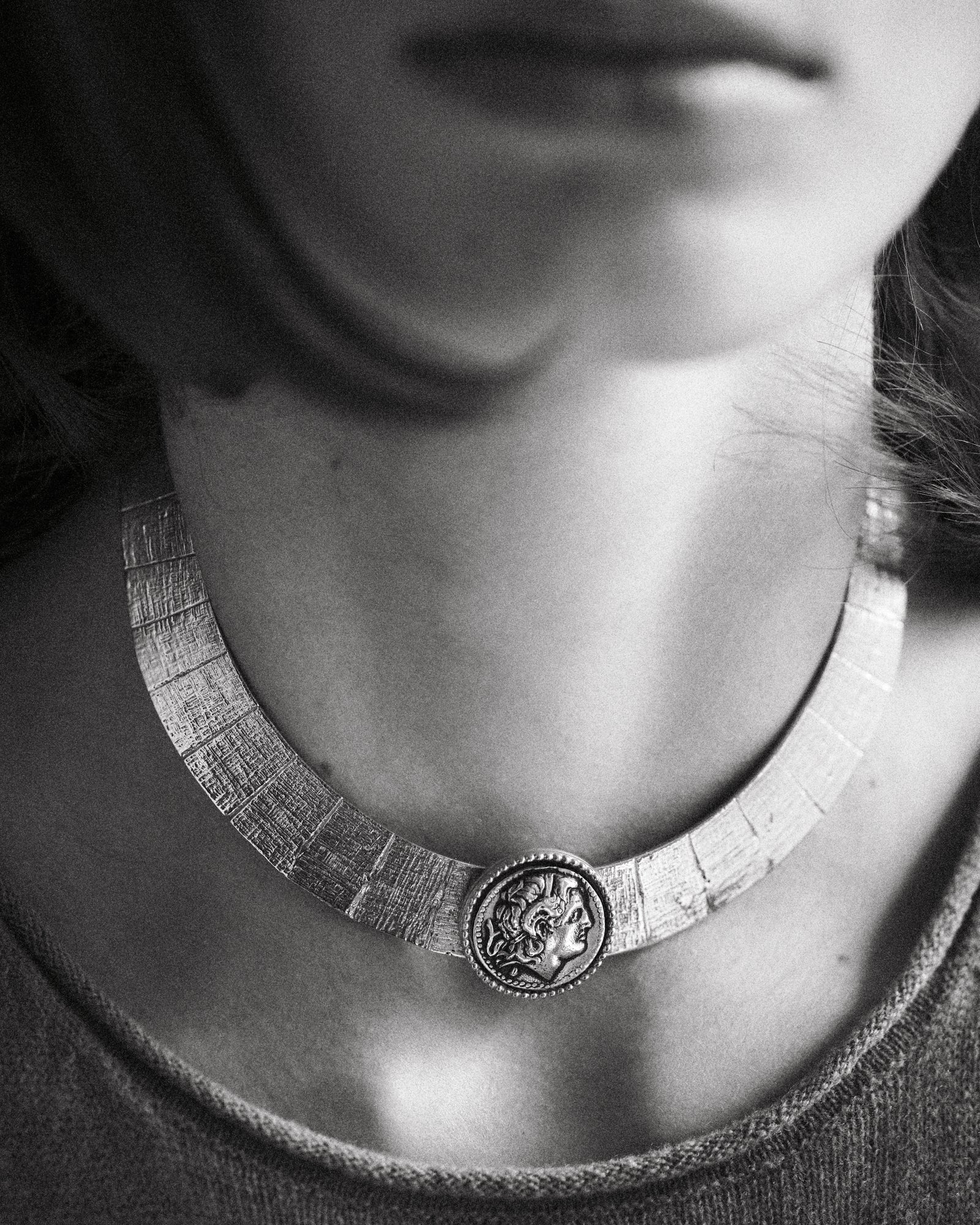 ATHENA COIN CHOKER image 5