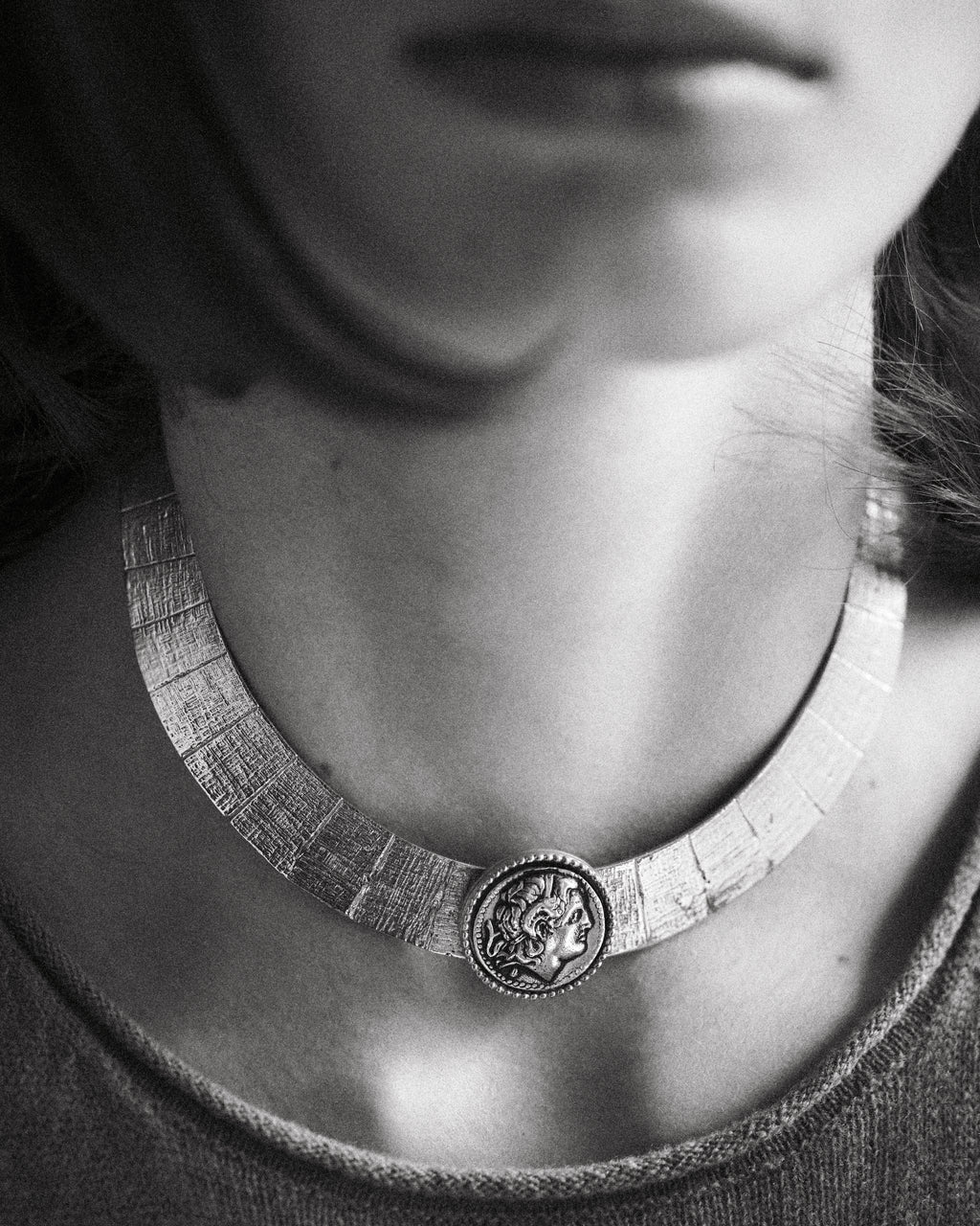ATHENA COIN CHOKER image 3