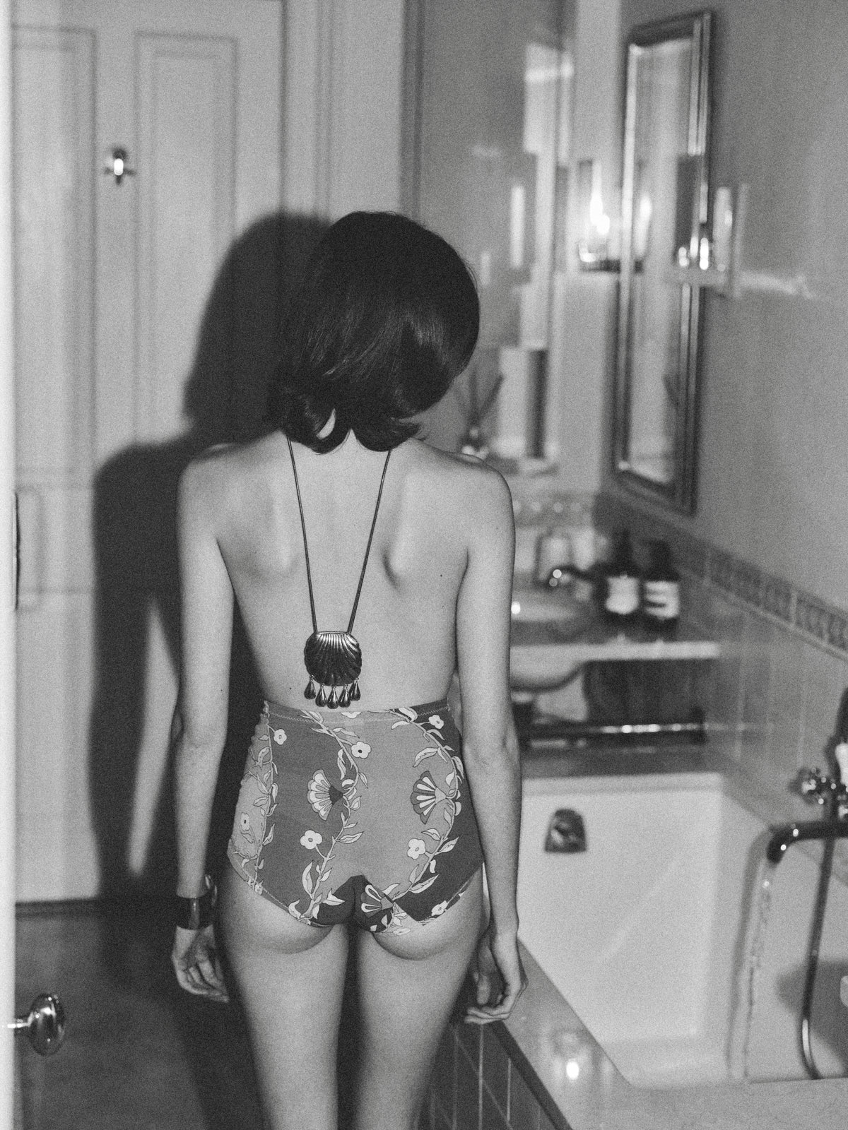 PETRA SHELL NECKLACE SILVER image 7