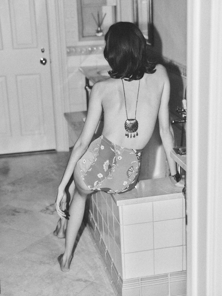 PETRA SHELL NECKLACE SILVER image 4