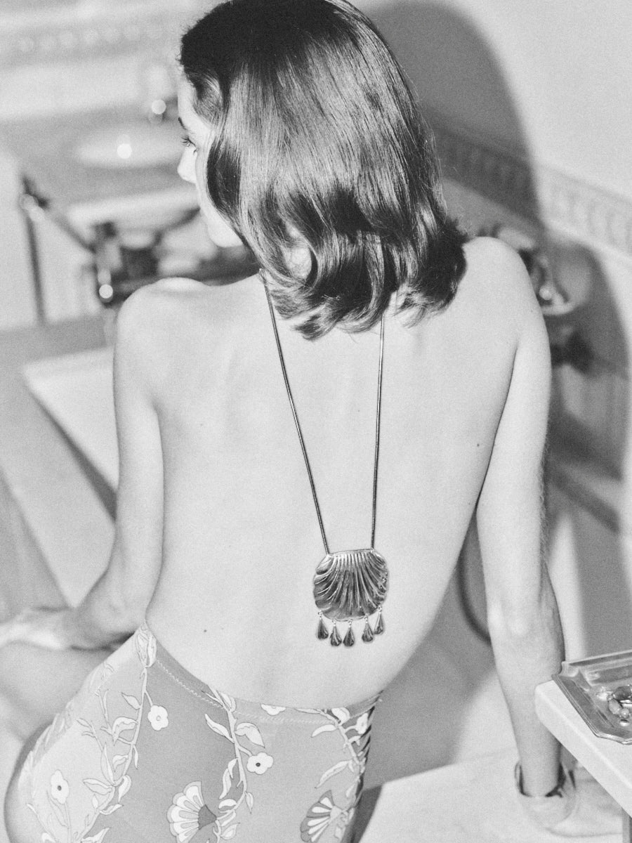 PETRA SHELL NECKLACE SILVER image 6