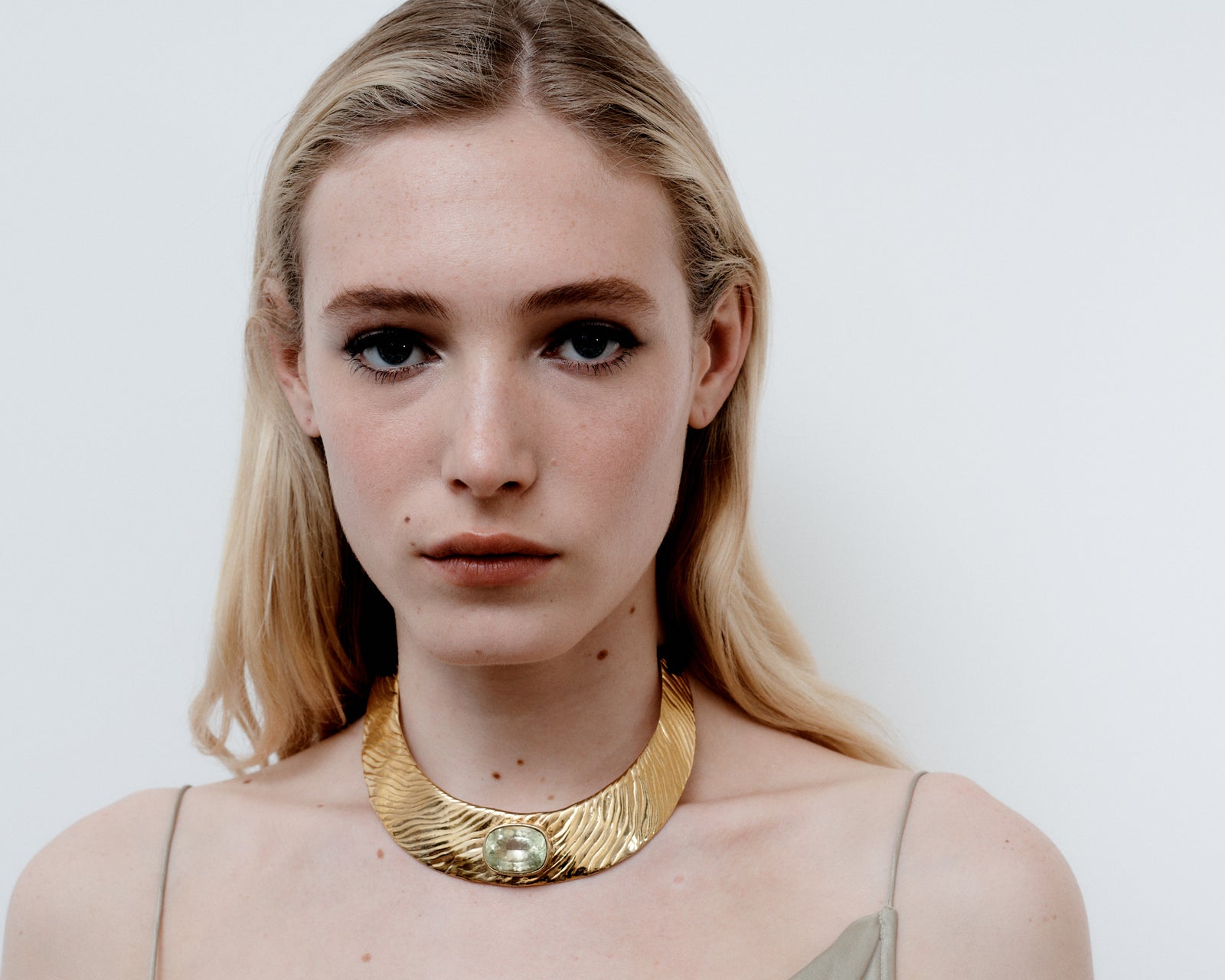 Diana Collar image 4