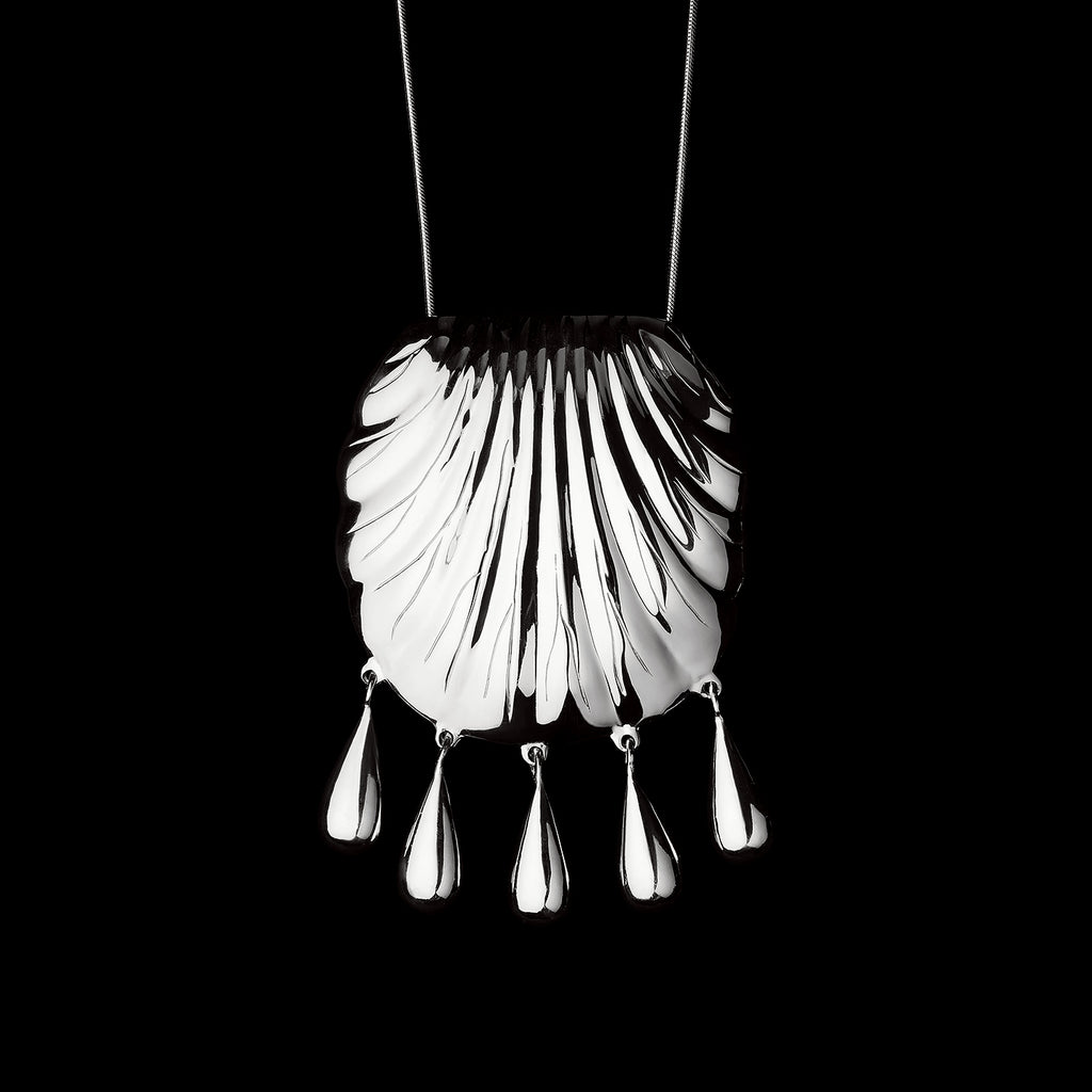 PETRA SHELL NECKLACE SILVER featured image