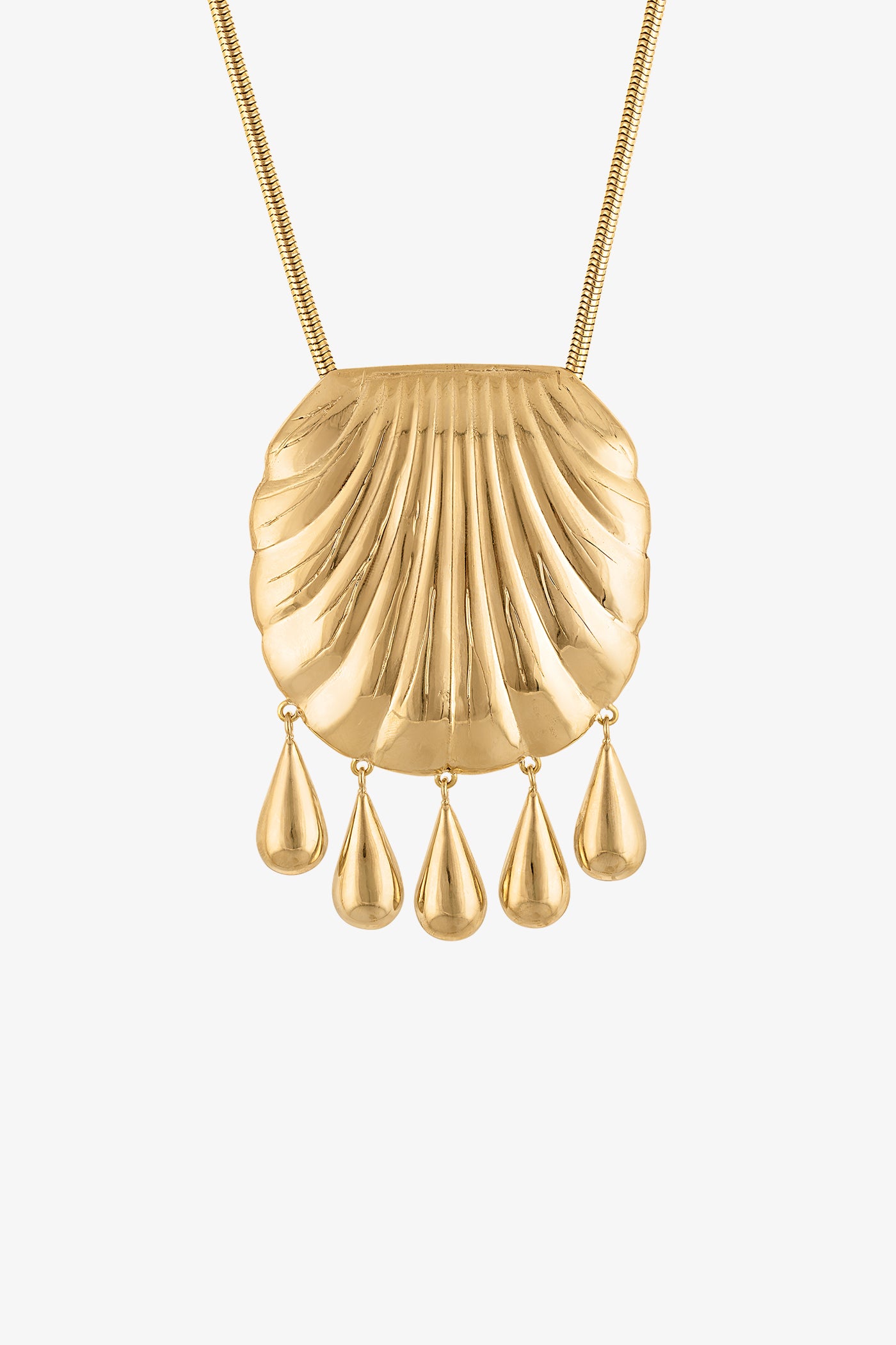 Petra Shell Necklace in Gold featured image