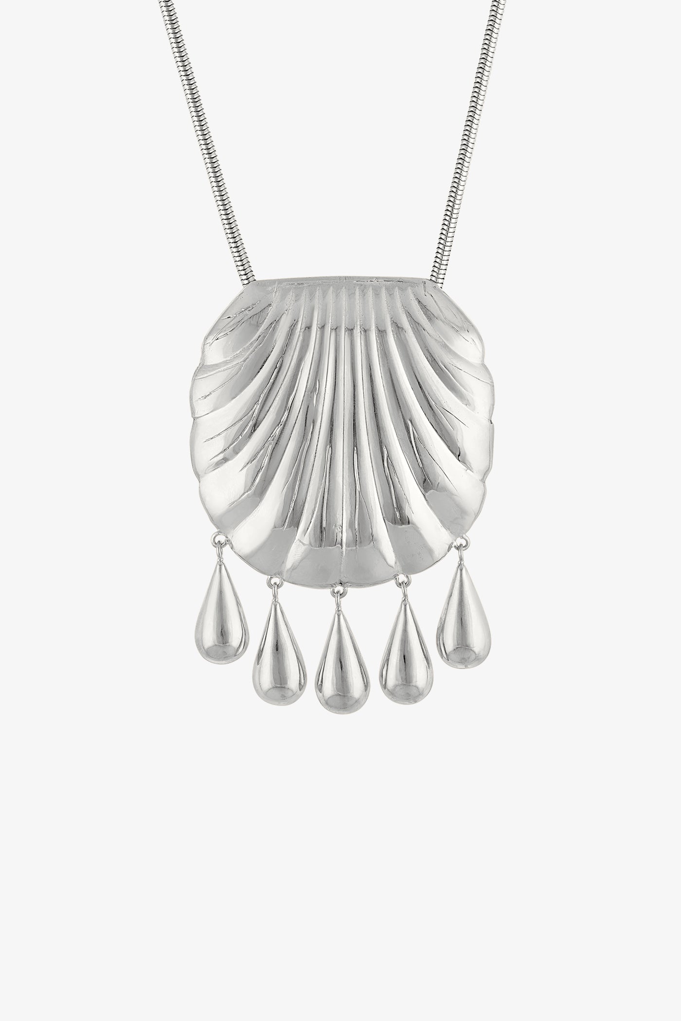 Petra Shell Necklace in Silver featured image