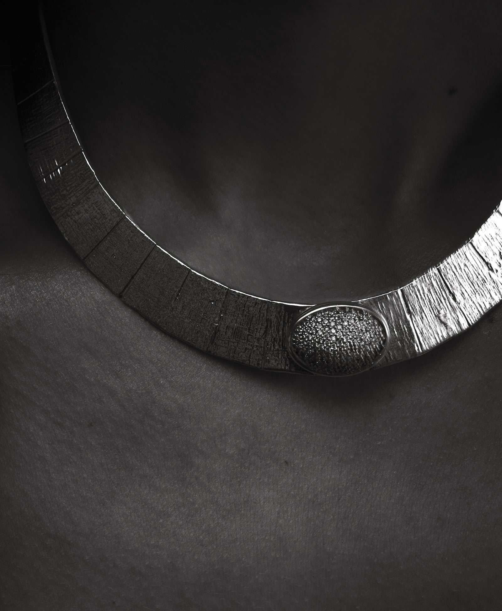 ATHENA PAVE DIAMOND COLLAR image 9