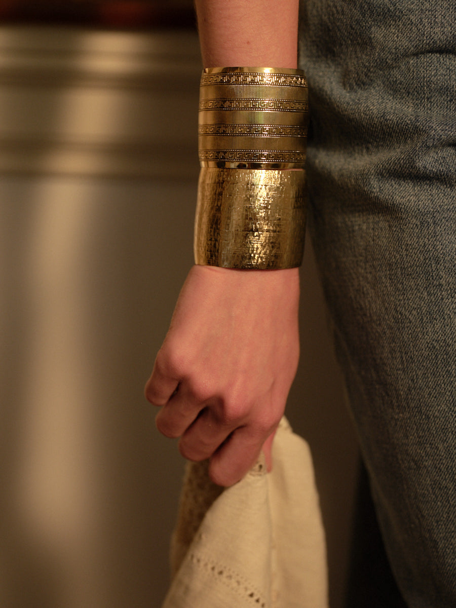 Elena Cuff Gold – JUJU VERA