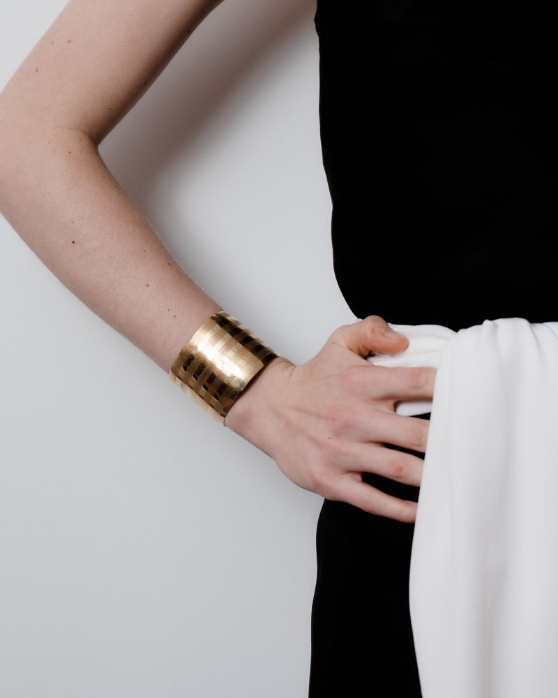 Mayra Cuff Gold