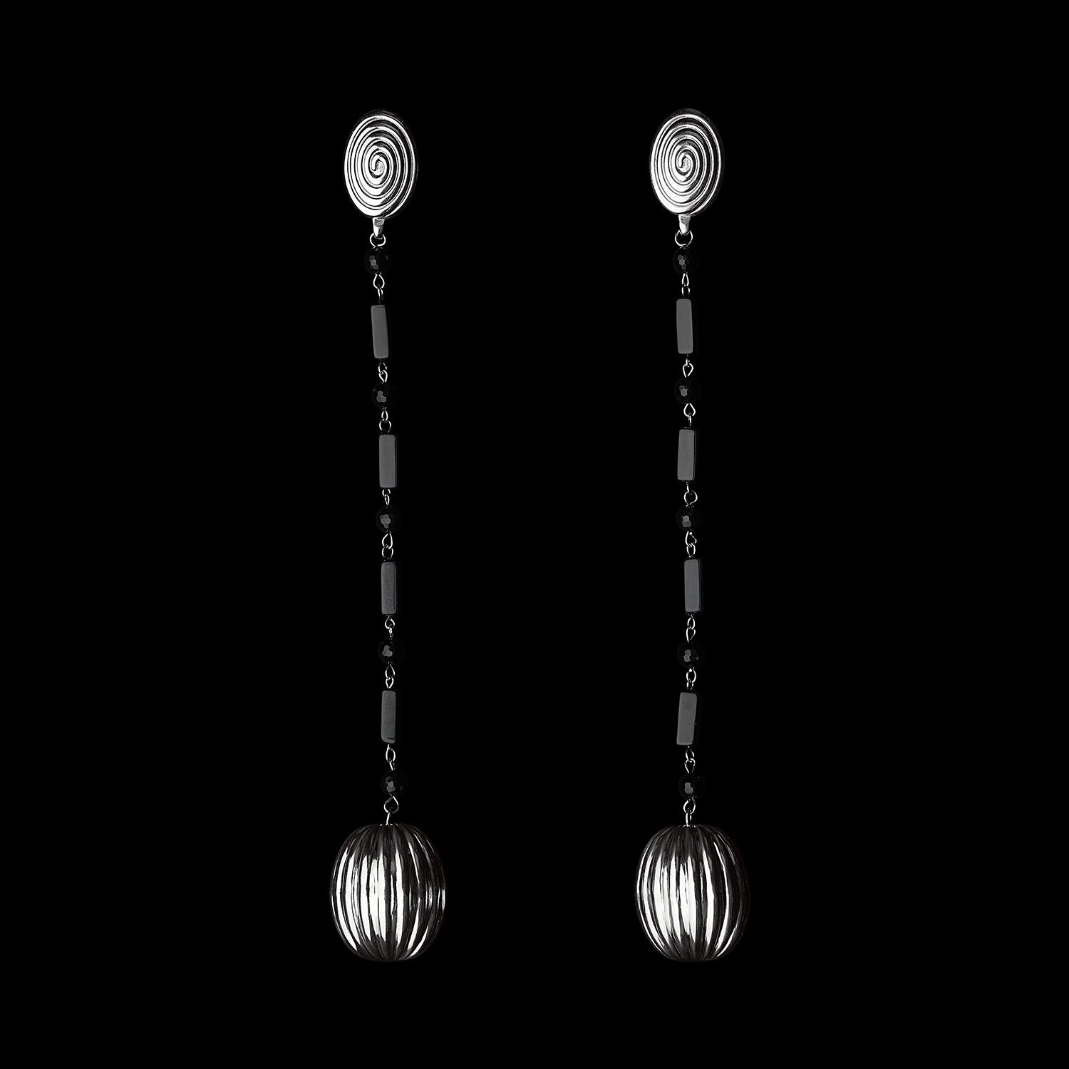 Nani Earrings Silver featured image