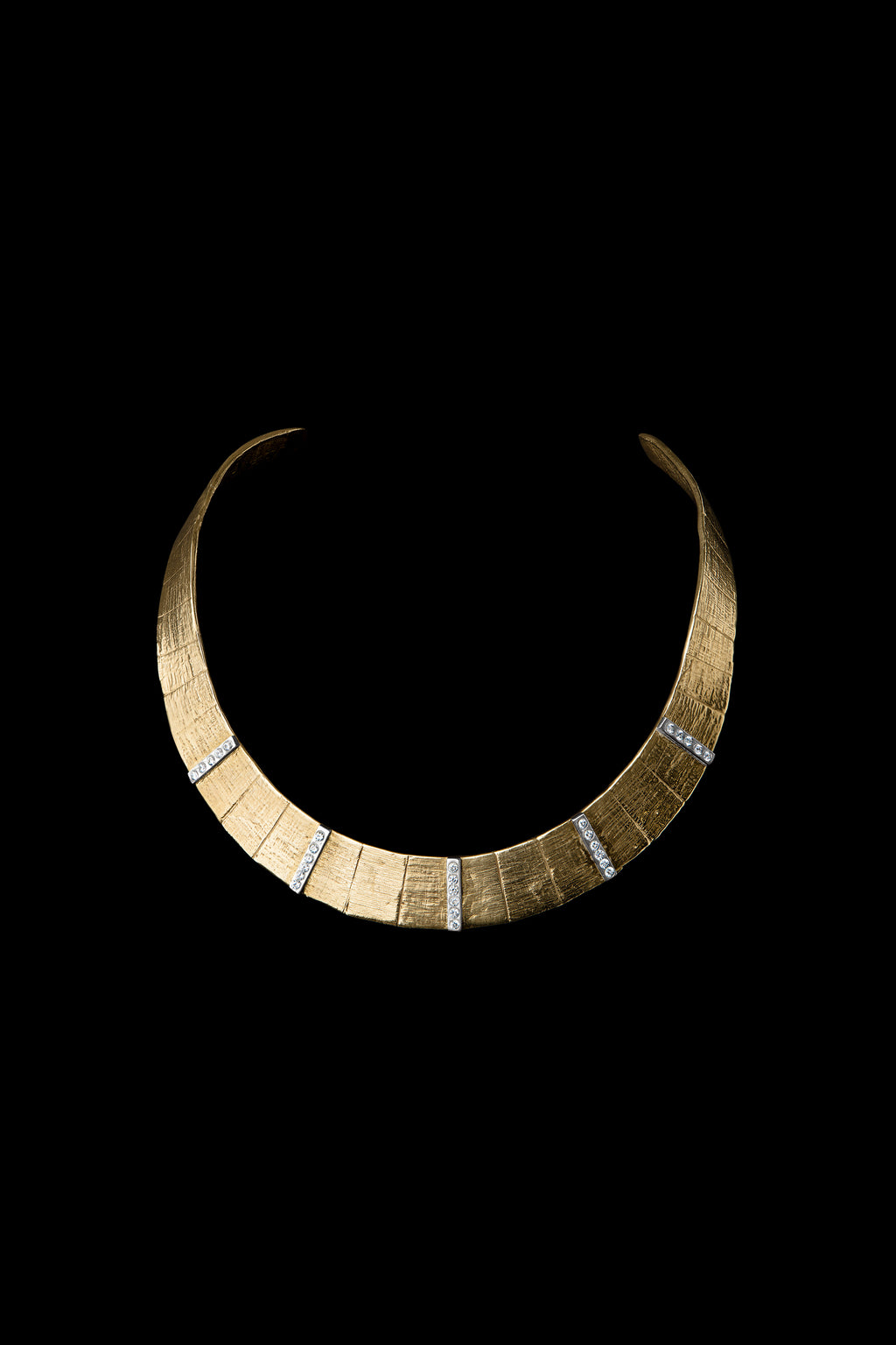 Athena Pave Stripe Collar