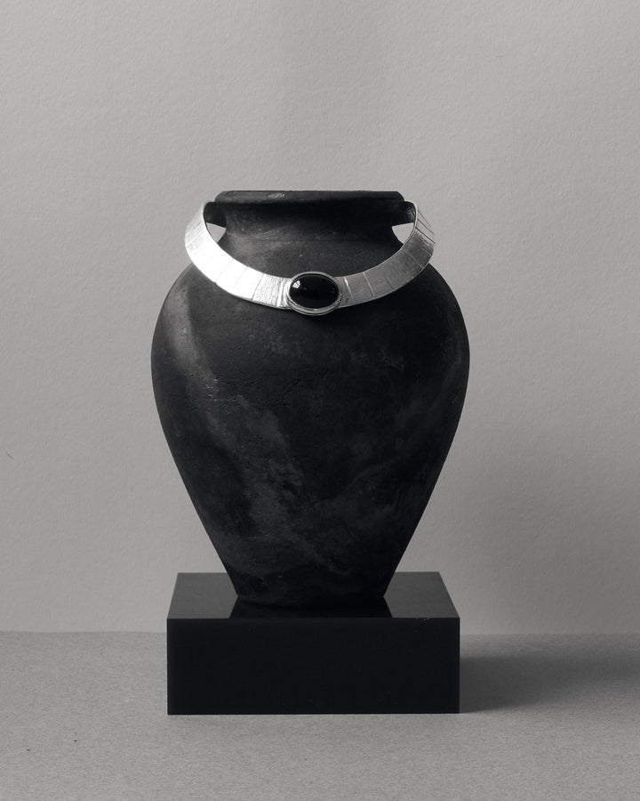 Athena Onyx Collar in Silver