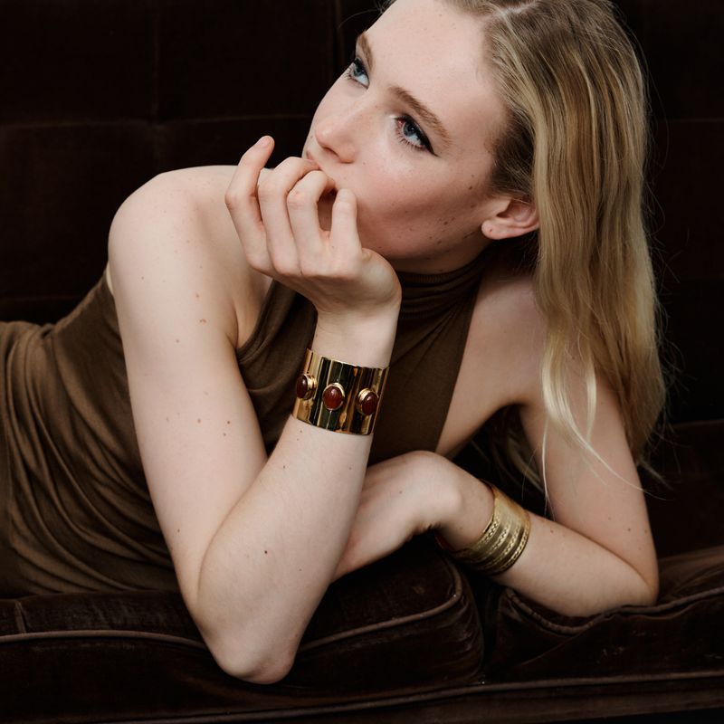 Fiona Carnelian Gold Cuff image 6