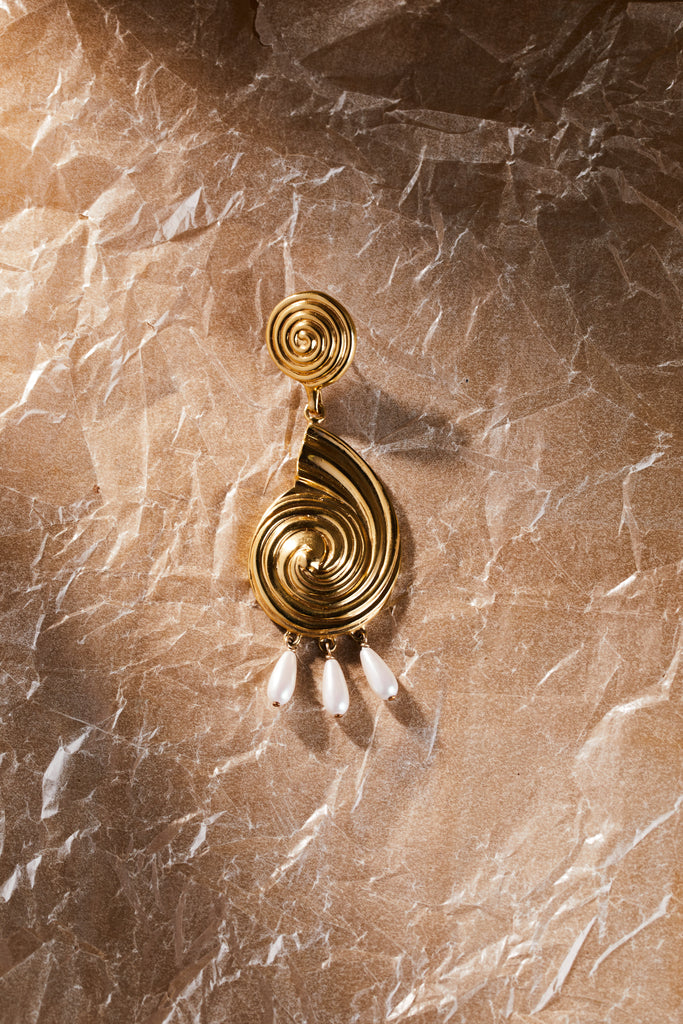 Eliza Pearl Earrings image 2