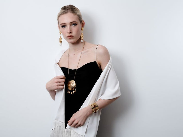 PETRA SHELL NECKLACE GOLD